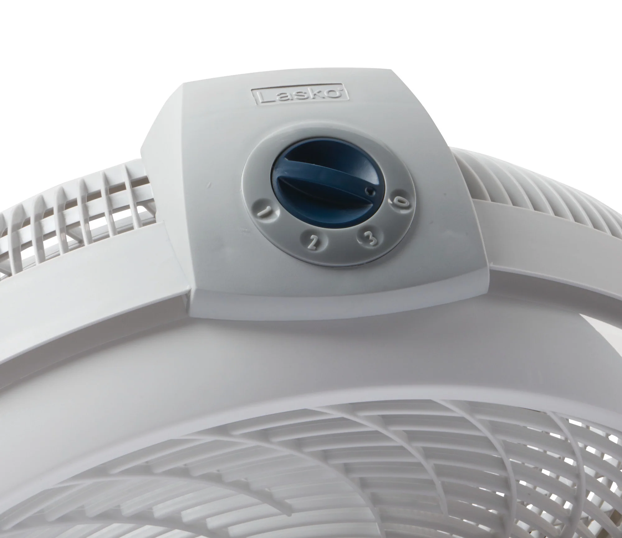 Lasko 3520 20" Cyclone Power 3-Speed Air Circulator Fan - Image 9