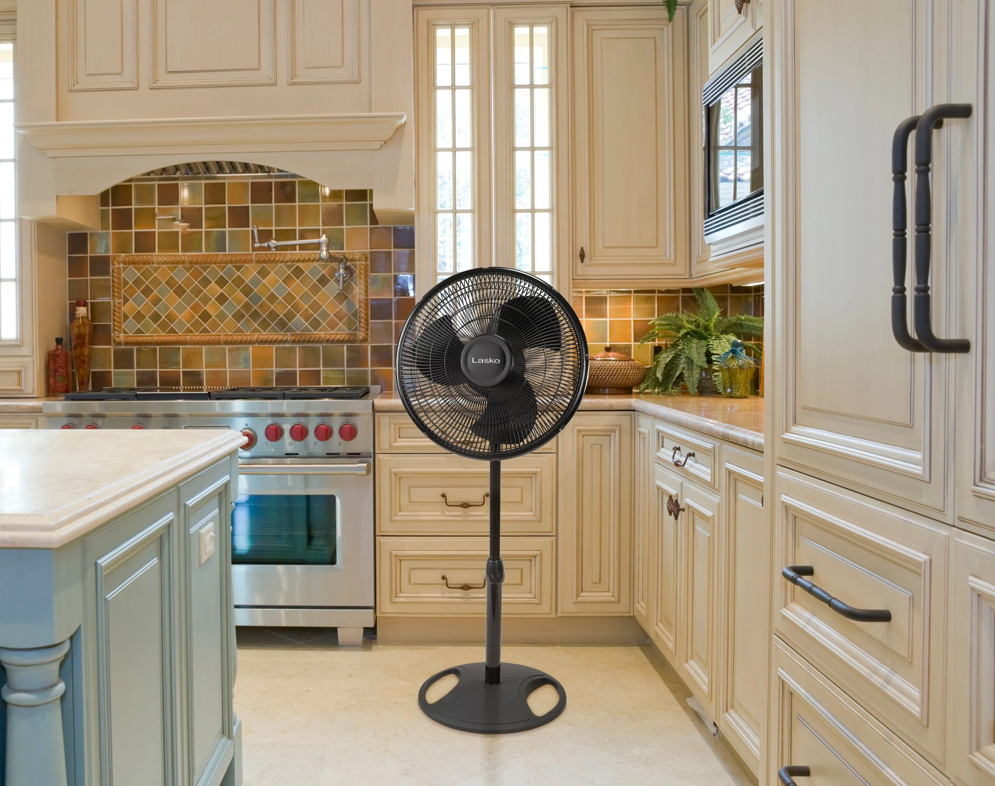 Lasko S16500 16" Oscillating 3 Speed Pedestal Fan: black - Image 13